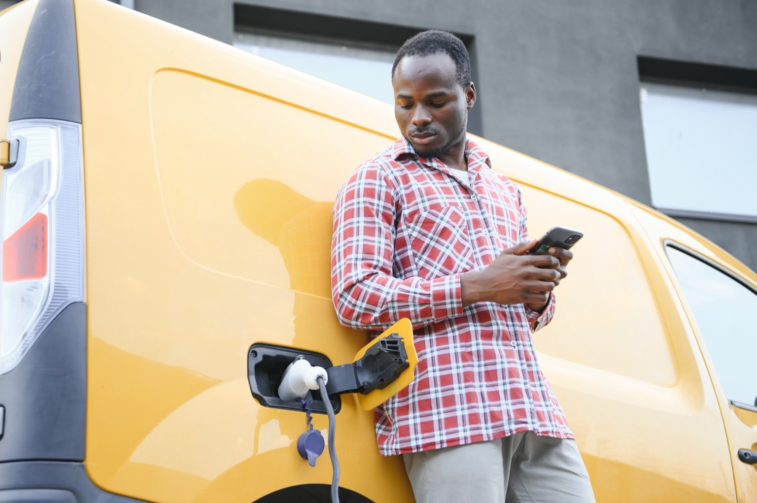 How Do Electric Vehicles Work - A Quick Guide